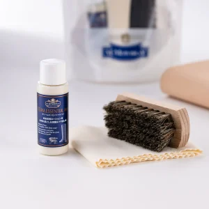 R&D M. Mowbray Leather Care Set